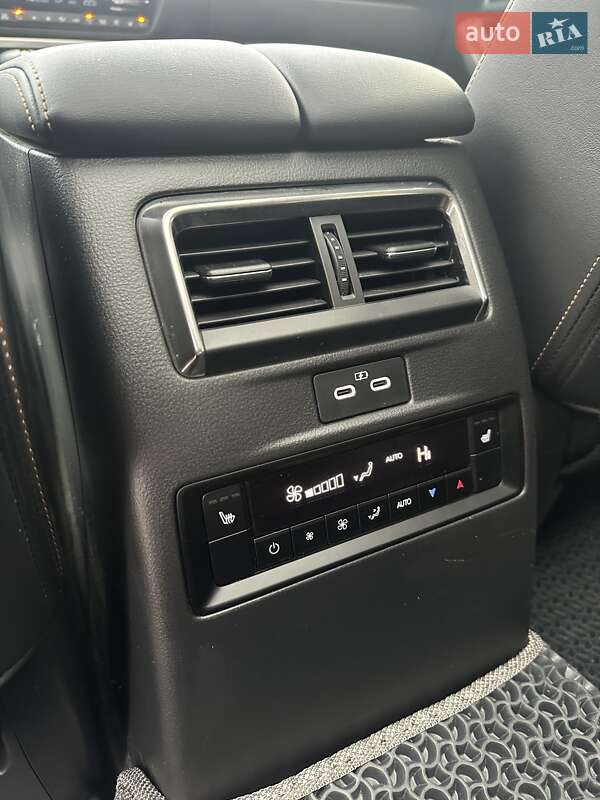 Внедорожник / Кроссовер Mazda CX-90 2023 в Белогородке фото 26 Внедорожник / Кроссовер Mazda CX-90 2023 в Белогородке