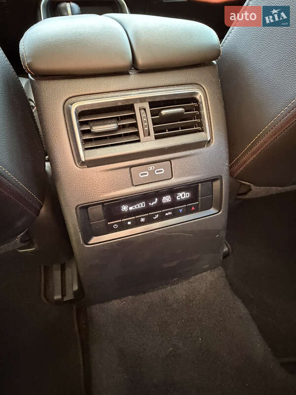 Внедорожник / Кроссовер Mazda CX-90 2023 в Киеве фото 14 Внедорожник / Кроссовер Mazda CX-90 2023 в Киеве