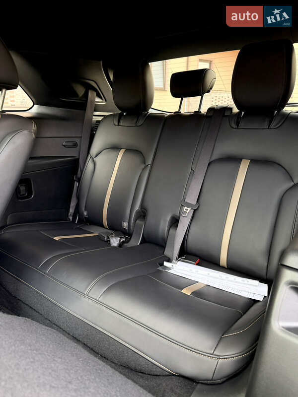 Внедорожник / Кроссовер Mazda CX-90 2023 в Ужгороде фото 16 Внедорожник / Кроссовер Mazda CX-90 2023 в Ужгороде