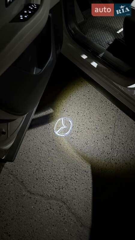 Внедорожник / Кроссовер Mazda CX-90 2024 в Киеве фото 38 Внедорожник / Кроссовер Mazda CX-90 2024 в Киеве