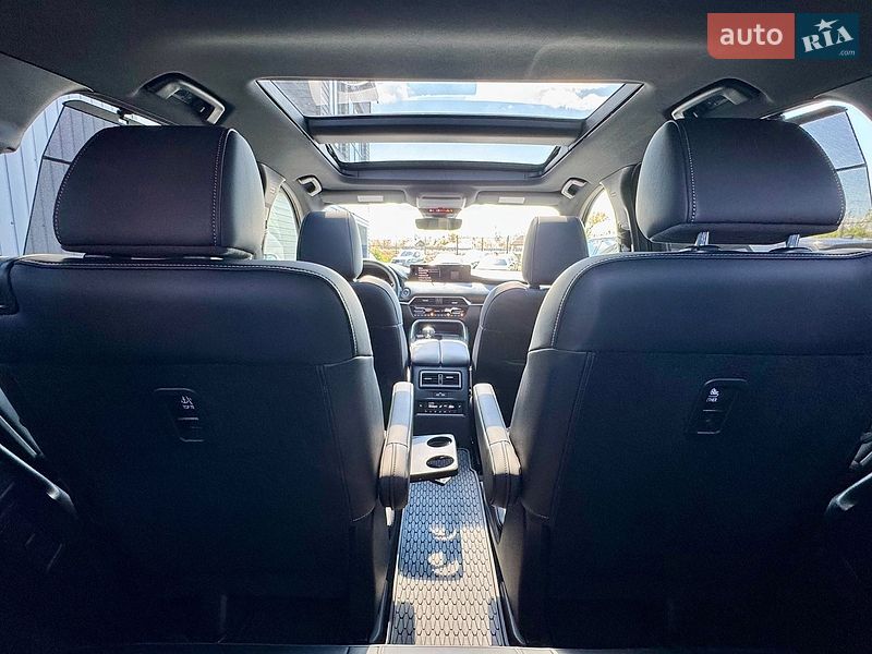 Внедорожник / Кроссовер Mazda CX-90 2024 в Киеве