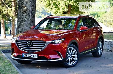 Позашляховик / Кросовер Mazda CX-9 2016 в 