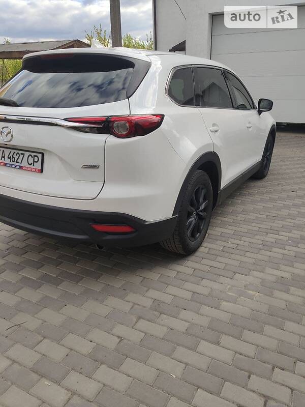 Внедорожник / Кроссовер Mazda CX-9 2016 в Киеве