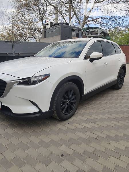 Внедорожник / Кроссовер Mazda CX-9 2016 в Киеве