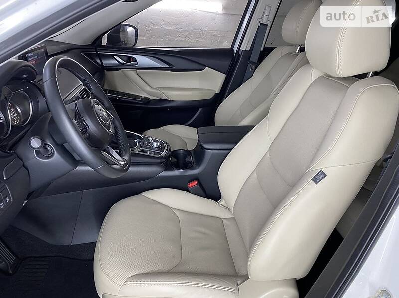 Внедорожник / Кроссовер Mazda CX-9 2016 в Киеве