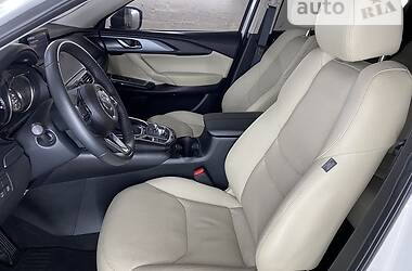 Позашляховик / Кросовер Mazda CX-9 2016 в 