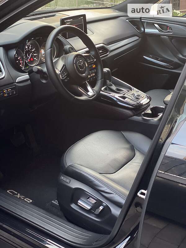 Внедорожник / Кроссовер Mazda CX-9 2016 в Киеве