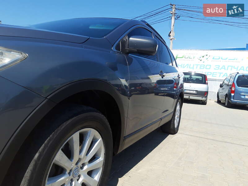 Внедорожник / Кроссовер Mazda CX-9 2008 в Черновцах