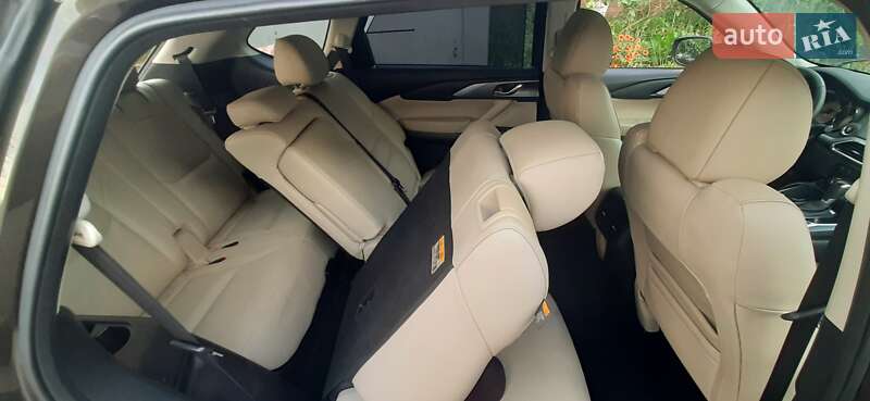 Внедорожник / Кроссовер Mazda CX-9 2016 в Николаеве