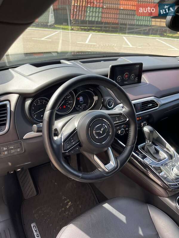 Внедорожник / Кроссовер Mazda CX-9 2016 в Киеве