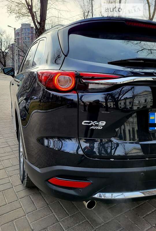 Позашляховик / Кросовер Mazda CX-9 2016 в Харкові