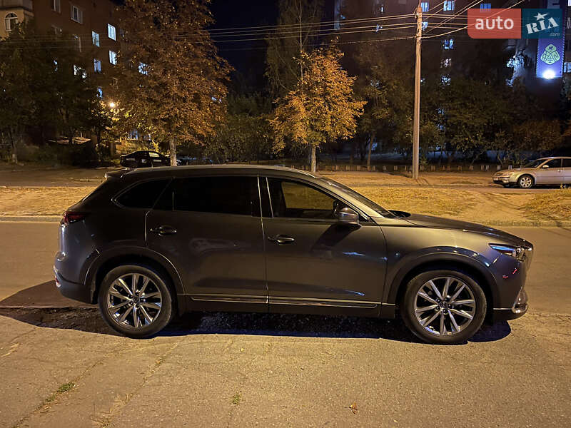 Внедорожник / Кроссовер Mazda CX-9 2016 в Золотоноше