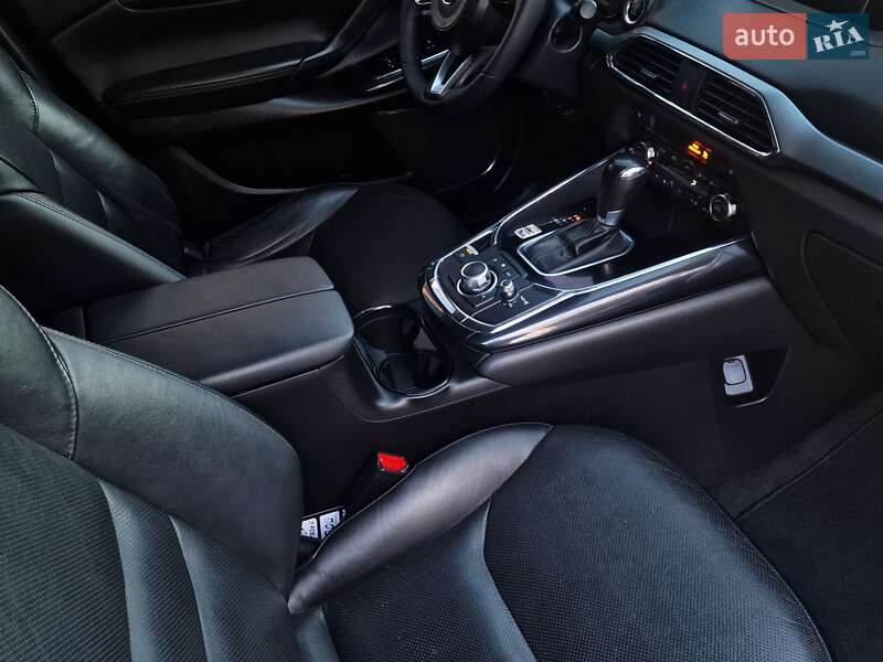 Внедорожник / Кроссовер Mazda CX-9 2016 в Николаеве