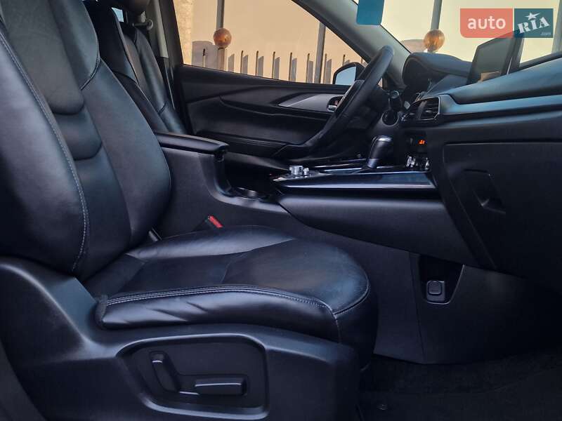 Внедорожник / Кроссовер Mazda CX-9 2016 в Николаеве