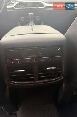 Позашляховик / Кросовер Mazda CX-9 2016 в 