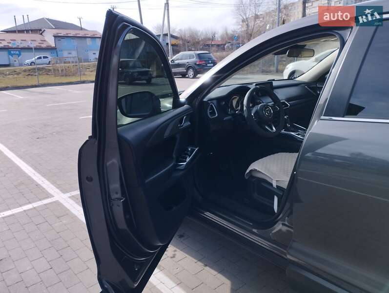 Внедорожник / Кроссовер Mazda CX-9 2018 в Киеве