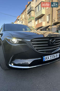 Позашляховик / Кросовер Mazda CX-9 2017 в 