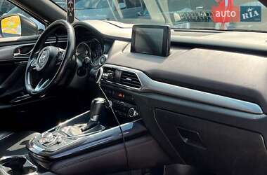 Позашляховик / Кросовер Mazda CX-9 2018 в 