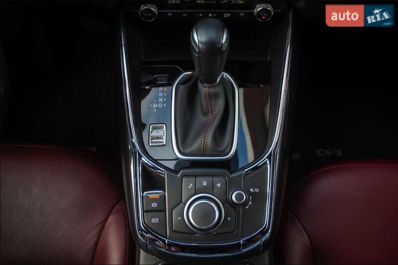 Внедорожник / Кроссовер Mazda CX-9 2021 в Киеве