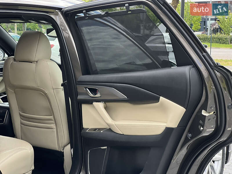 Внедорожник / Кроссовер Mazda CX-9 2016 в Ужгороде