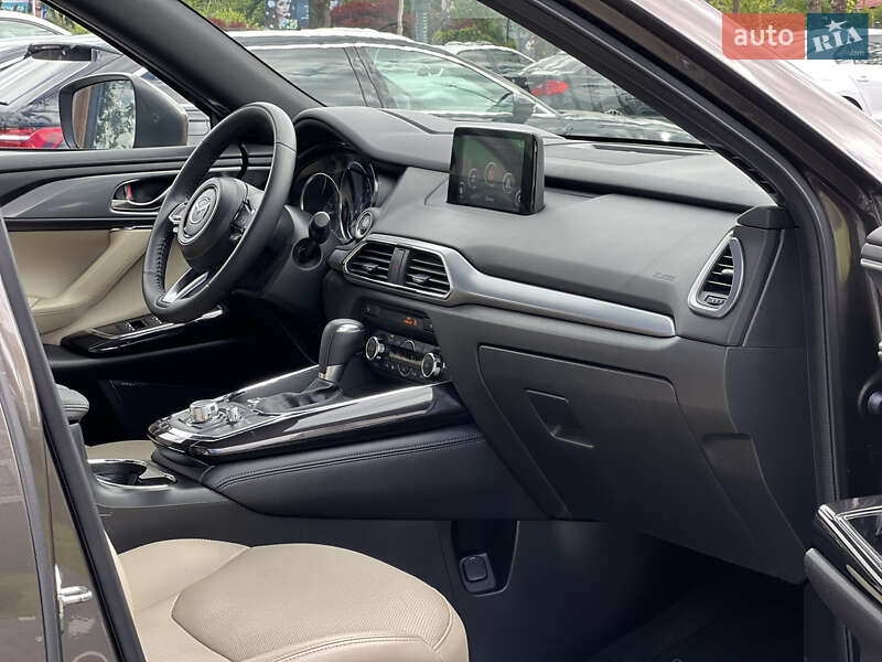 Внедорожник / Кроссовер Mazda CX-9 2016 в Ужгороде