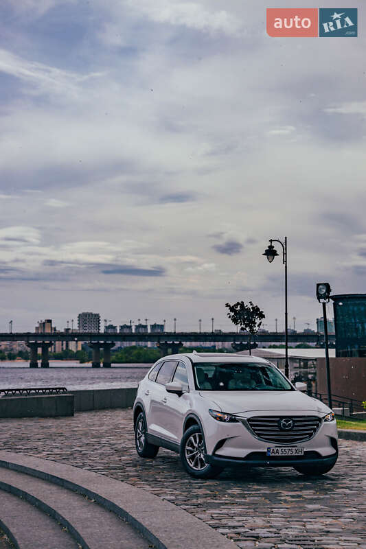 Внедорожник / Кроссовер Mazda CX-9 2018 в Киеве