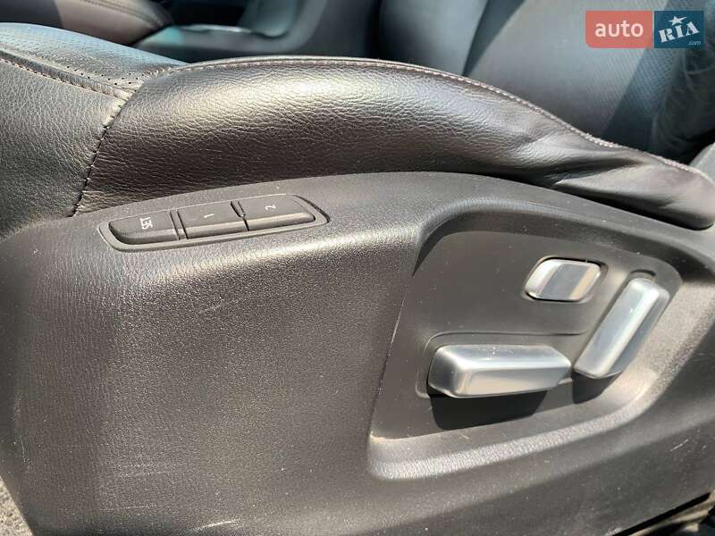 Позашляховик / Кросовер Mazda CX-9 2016 в Києві