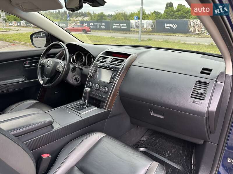 Внедорожник / Кроссовер Mazda CX-9 2011 в Киеве