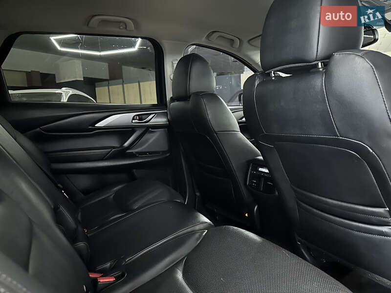 Внедорожник / Кроссовер Mazda CX-9 2016 в Николаеве