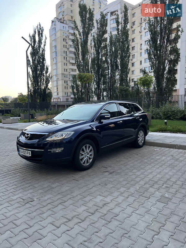Внедорожник / Кроссовер Mazda CX-9 2009 в 