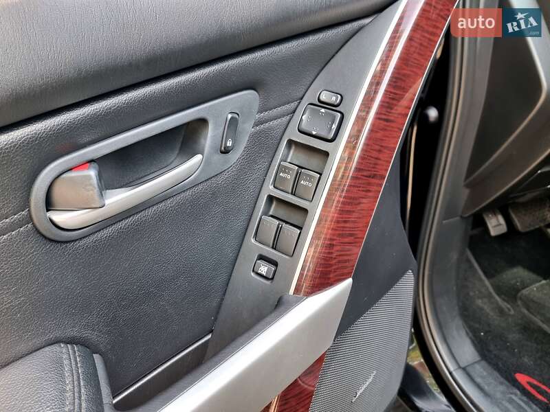Внедорожник / Кроссовер Mazda CX-9 2008 в Киеве