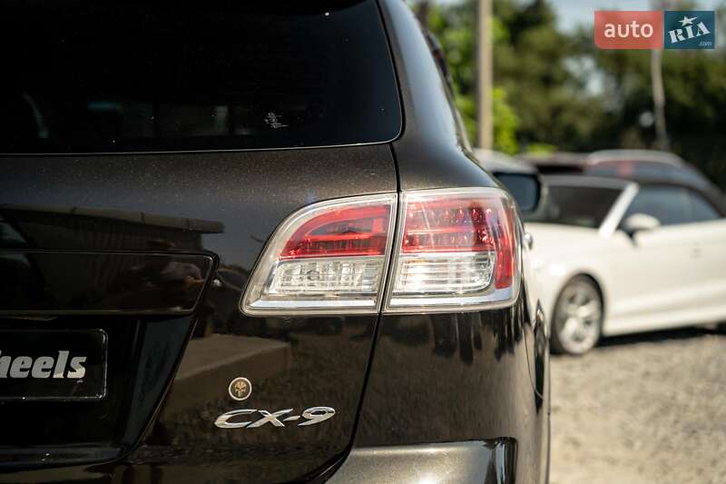 Внедорожник / Кроссовер Mazda CX-9 2008 в Черновцах