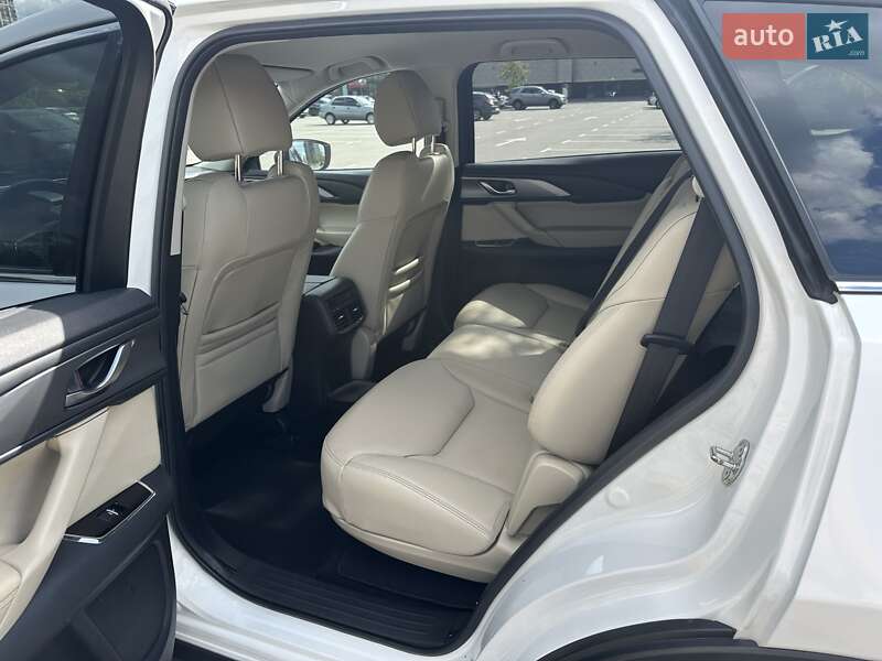 Позашляховик / Кросовер Mazda CX-9 2016 в Києві