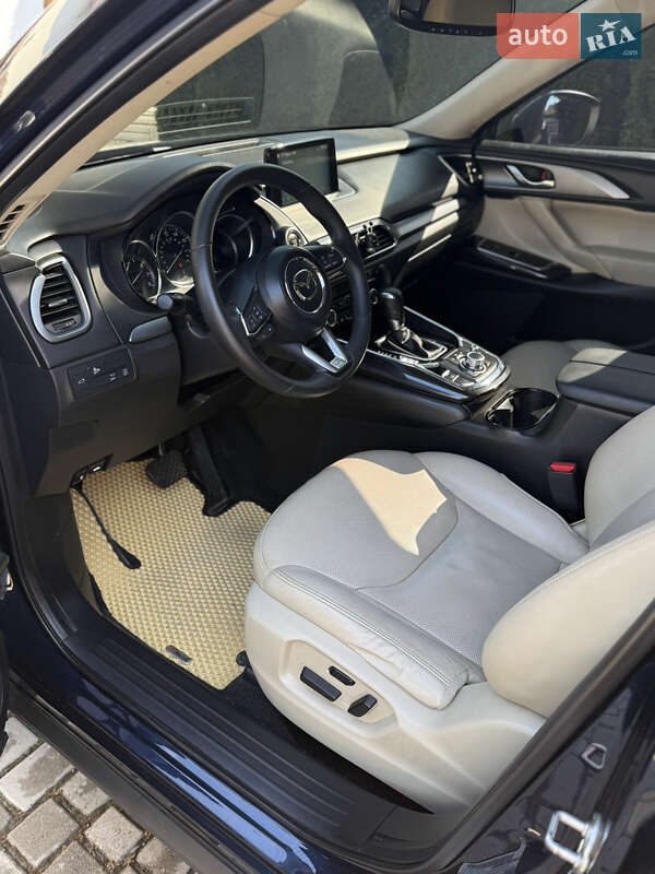 Внедорожник / Кроссовер Mazda CX-9 2016 в Калуше