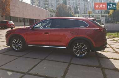 Позашляховик / Кросовер Mazda CX-9 2018 в 