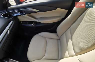 Позашляховик / Кросовер Mazda CX-9 2018 в 