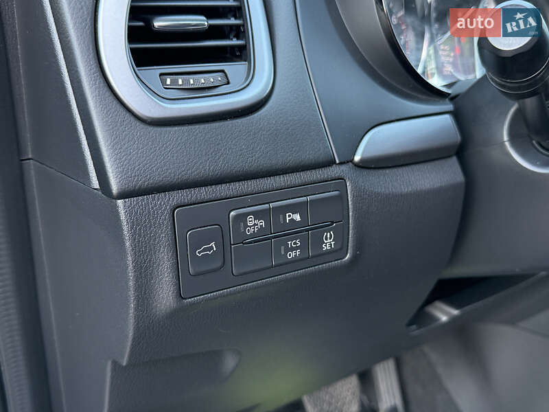 Внедорожник / Кроссовер Mazda CX-9 2016 в Киеве