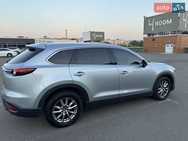 Внедорожник / Кроссовер Mazda CX-9 2016 в Киеве