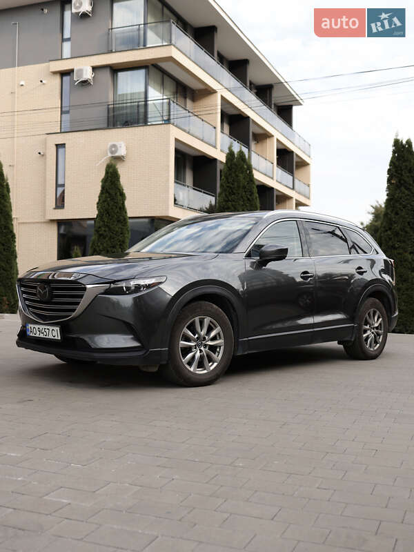 Позашляховик / Кросовер Mazda CX-9 2017 в Ужгороді
