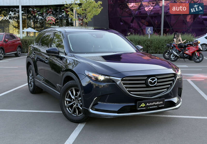 Позашляховик / Кросовер Mazda CX-9 2016 в 