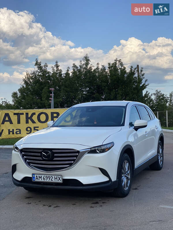 Позашляховик / Кросовер Mazda CX-9 2017 в Житомирі