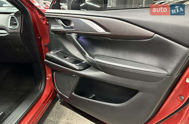 Позашляховик / Кросовер Mazda CX-9 2017 в 