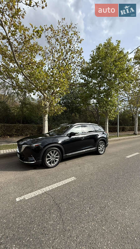 Позашляховик / Кросовер Mazda CX-9 2017 в 
