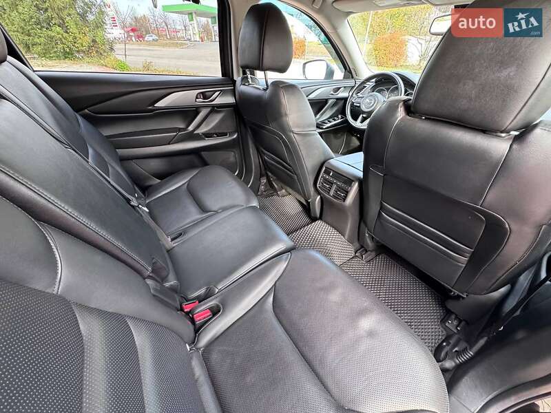 Позашляховик / Кросовер Mazda CX-9 2017 в Запоріжжі