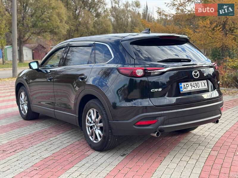 Позашляховик / Кросовер Mazda CX-9 2017 в Запоріжжі