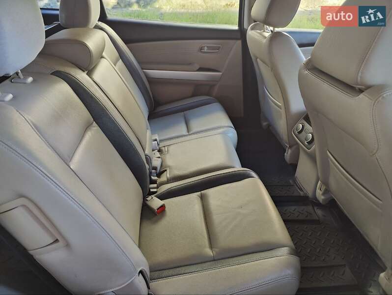Позашляховик / Кросовер Mazda CX-9 2009 в Києві