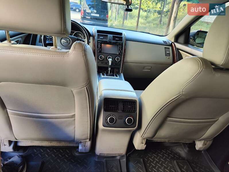 Позашляховик / Кросовер Mazda CX-9 2009 в Києві
