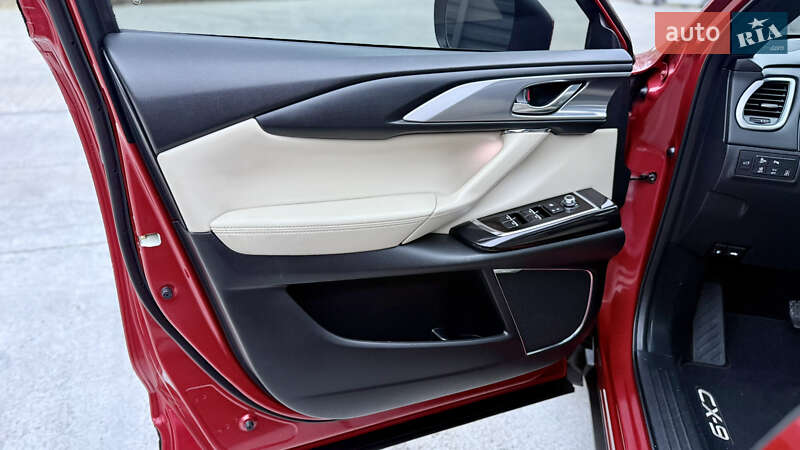 Позашляховик / Кросовер Mazda CX-9 2016 в Запоріжжі