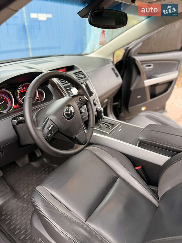 Позашляховик / Кросовер Mazda CX-9 2010 в Києві