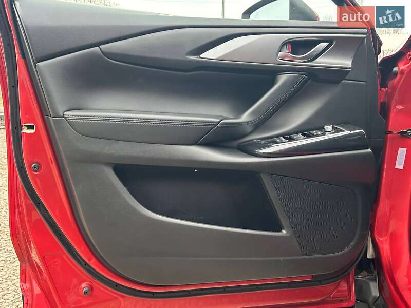 Внедорожник / Кроссовер Mazda CX-9 2017 в Одессе фото 11 Внедорожник / Кроссовер Mazda CX-9 2017 в Одессе